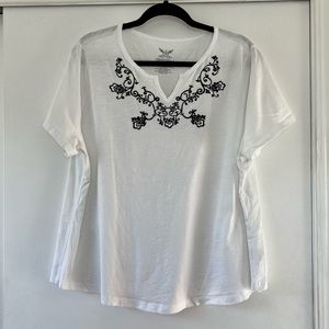 Faded Glory Embroidered Tee